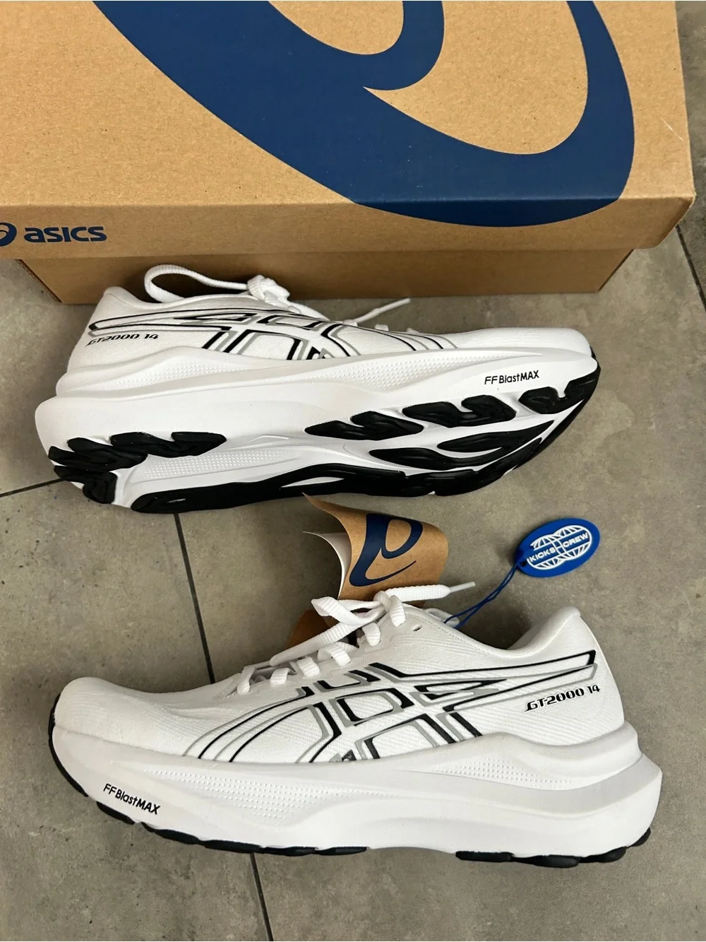 NEW ASICS Women's GT-2000 14 Running Shoes white black 6